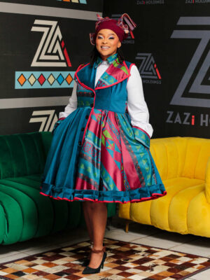 Ukuqaqamba KweXhosa Youthful Set