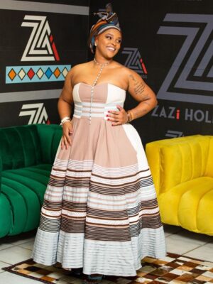 Isithunzi Esihle Heritage Gown