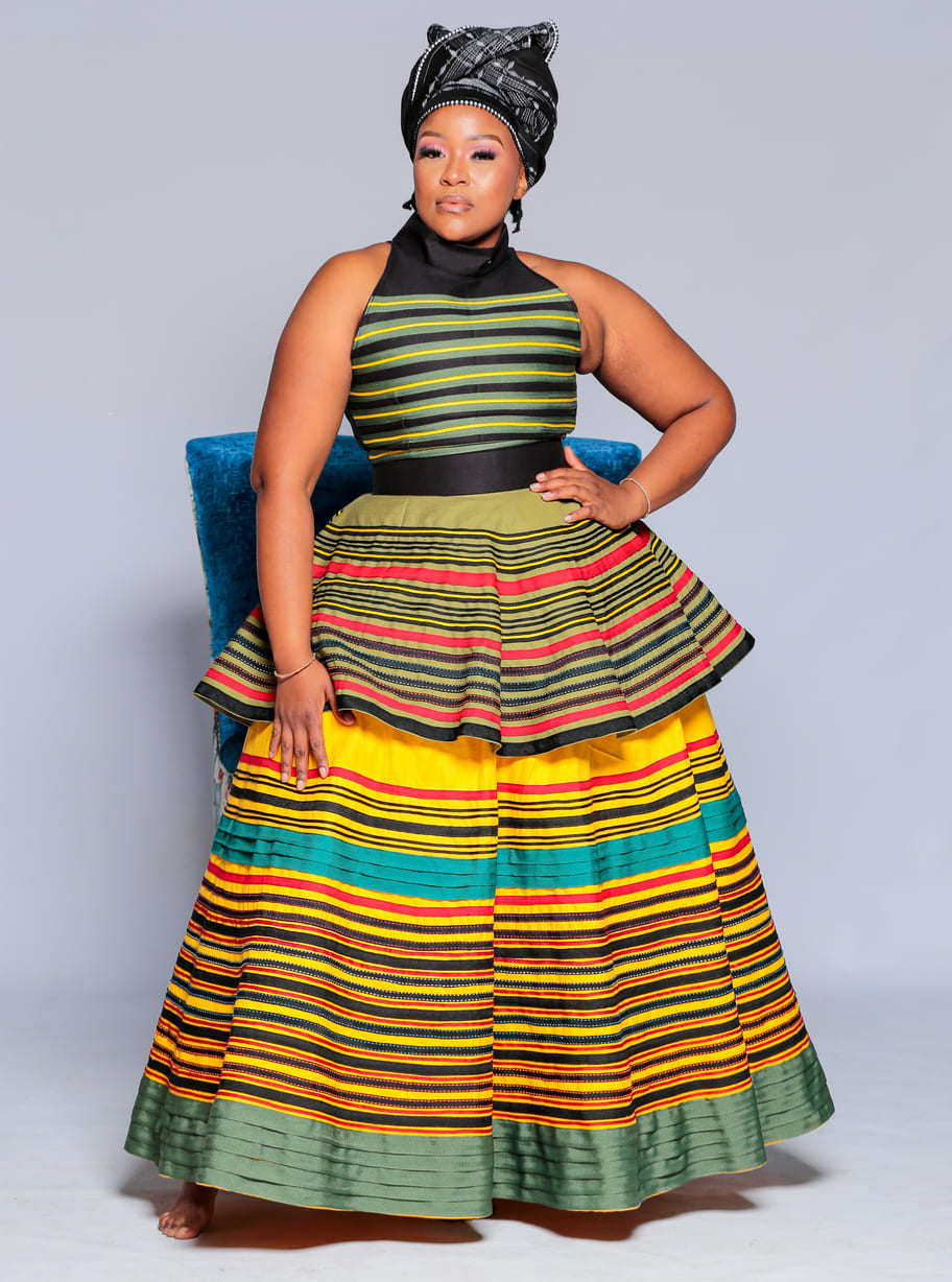 Zazi Tiered Halter Gown - Image 3